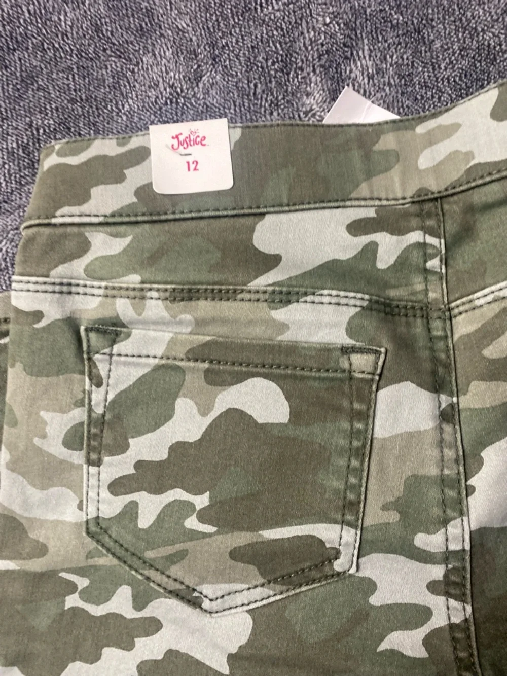 NWT Justice Girls Camo Cargo Jeggings –‎ Size 12